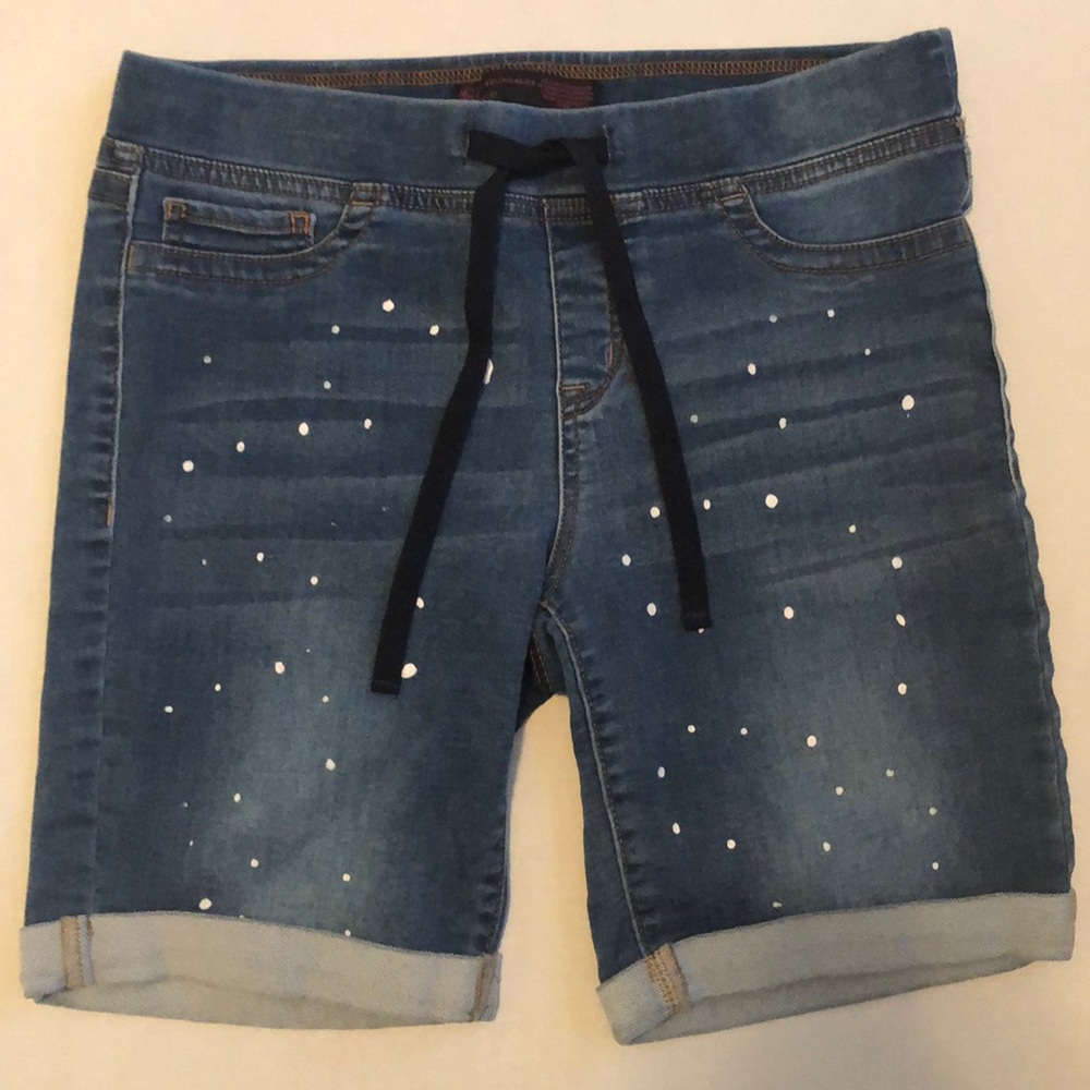 No Boundaries Denim Paint Splattered Shorts